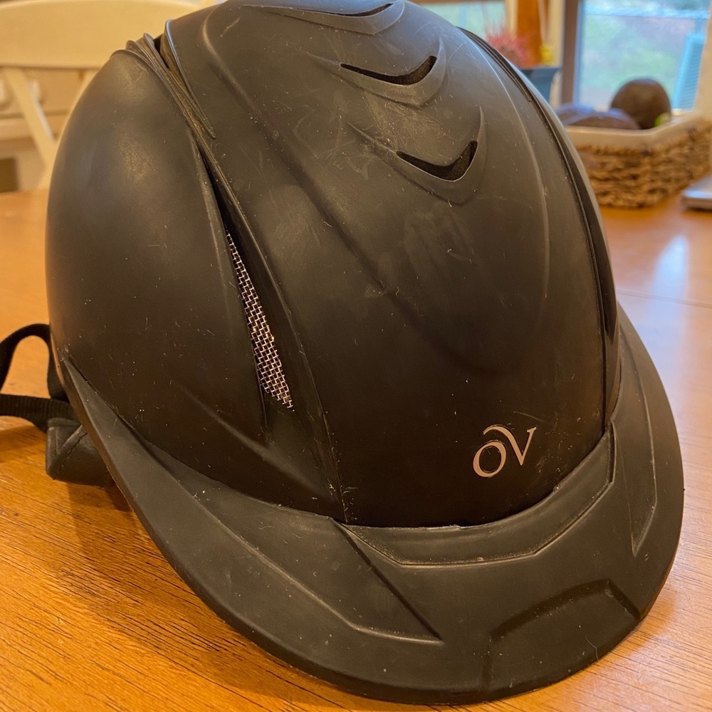 Ivation Delixe horsback riding kids helmet